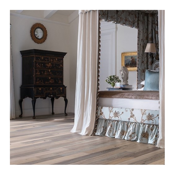 Bella Cera Villa Bocelli Azienda Mixed Width European Oak hardwood flooring at cheap prices by Hurst Hardwoods
